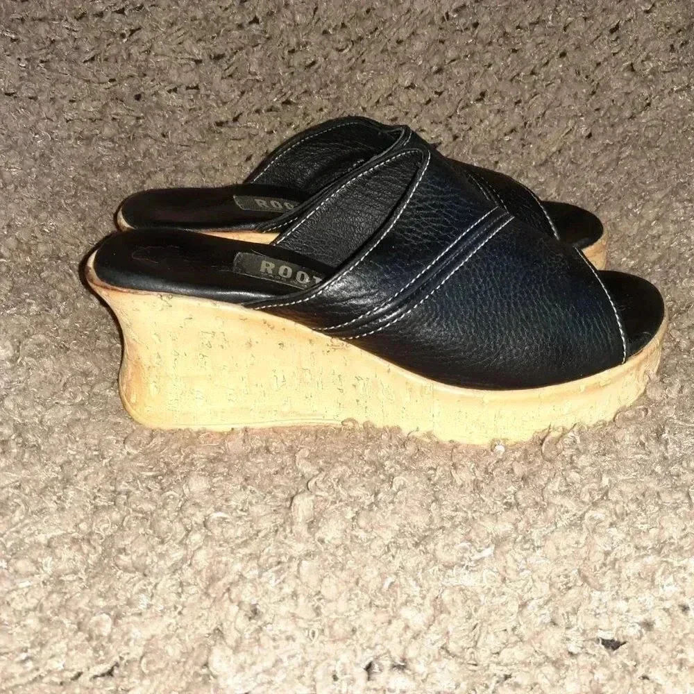 ROOTS Canada-Black Tribe Leather Slides